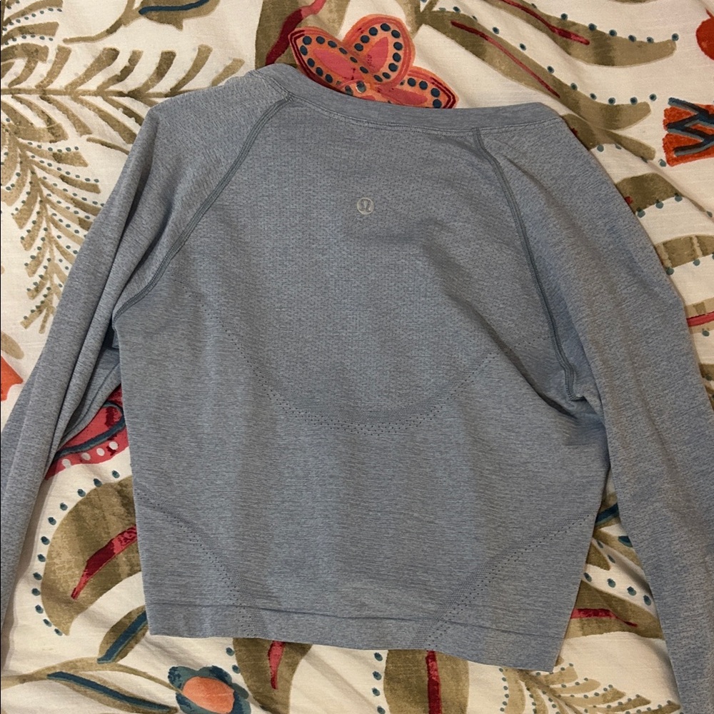 lululemon athletica Light Blue Crop Long-Sleeve Top - Picture 2 of 2